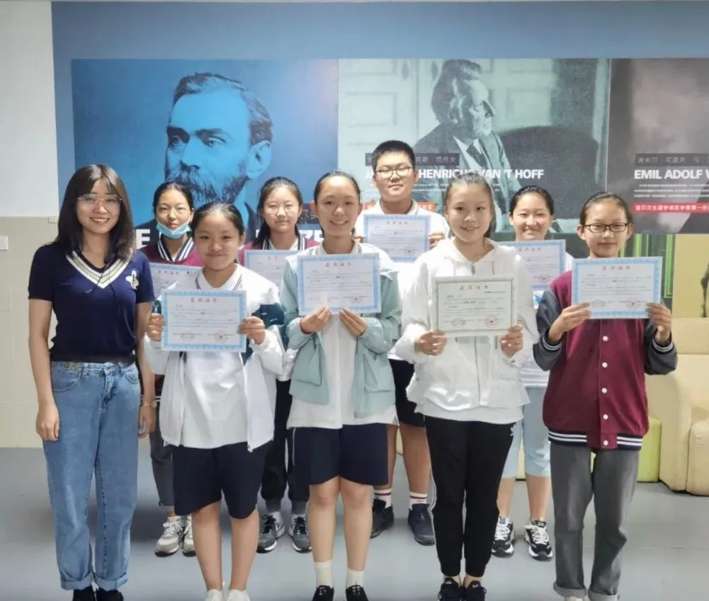 1594953974366595.png h.png