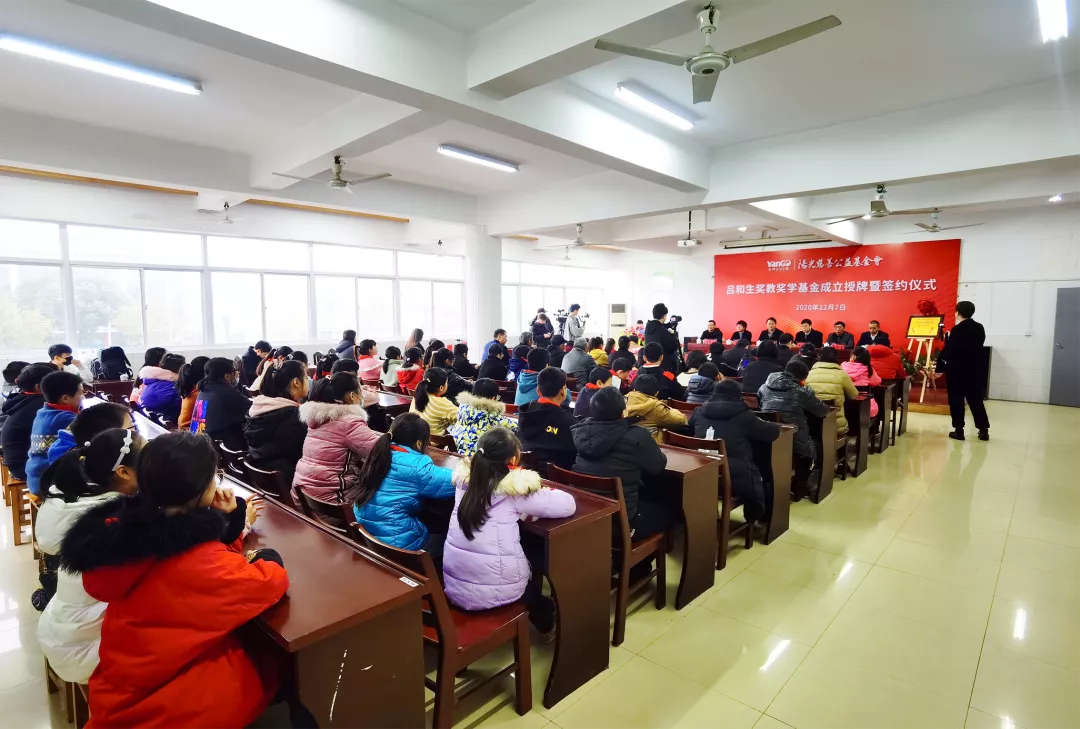 1607665345695063.png b.png