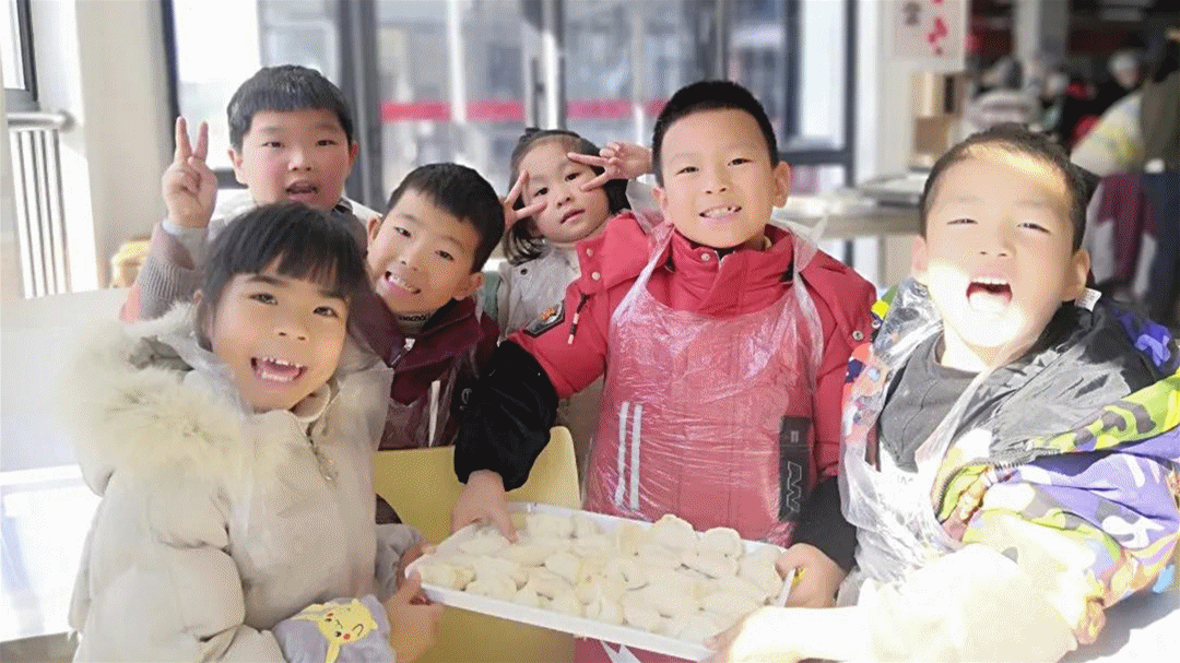 1609819105408846.gif d.gif