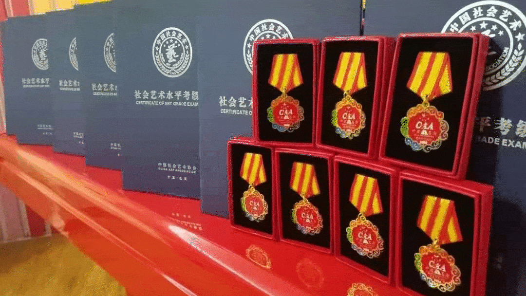 1619057425149144.gif 7-min.gif